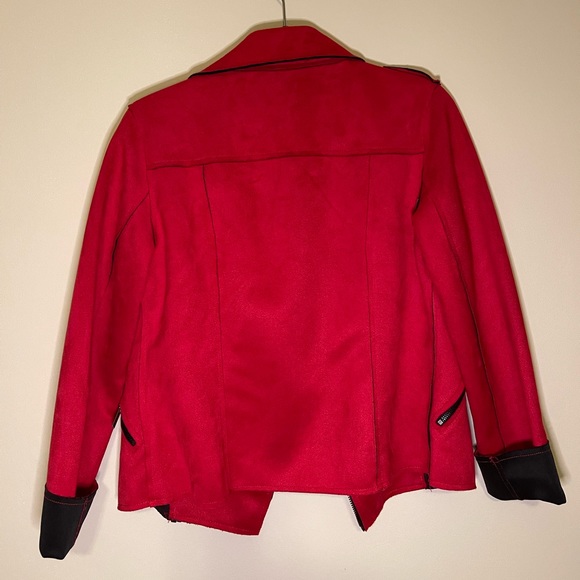 Red velvet jacket - Picture 2 of 4